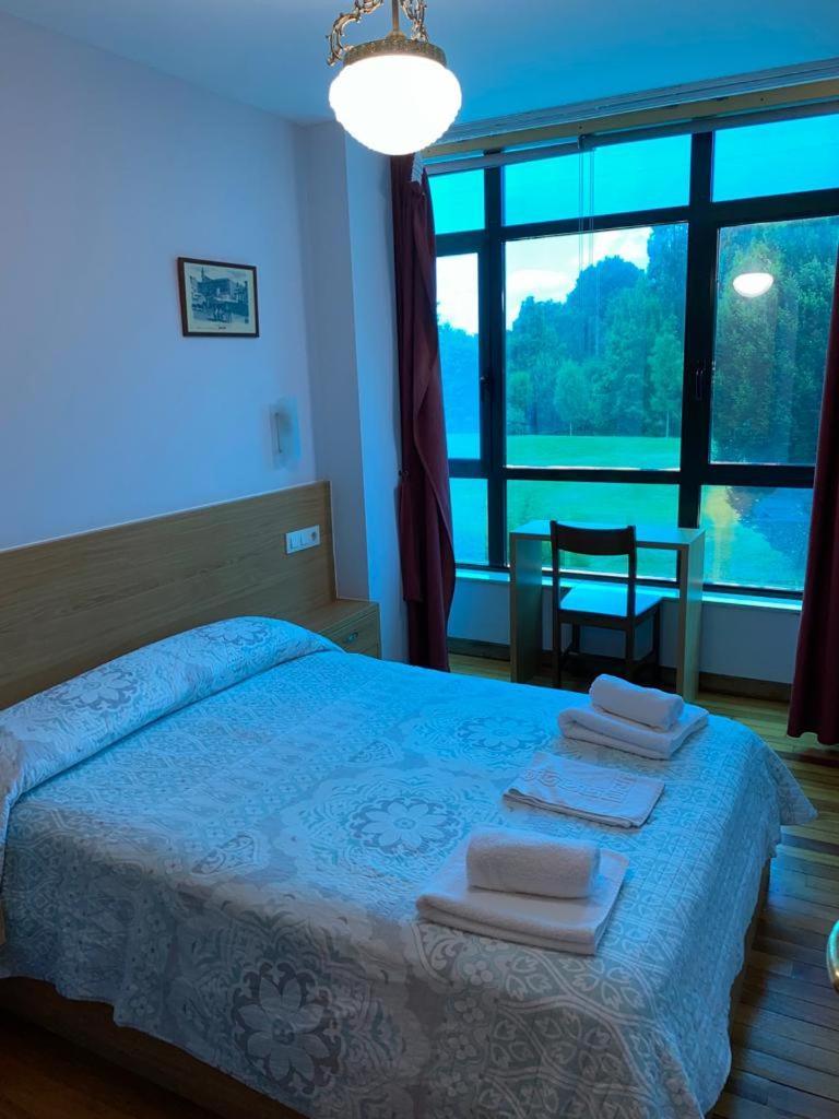 Hostal Pumar سانتياغو دي كومبوستيلا المظهر الخارجي الصورة